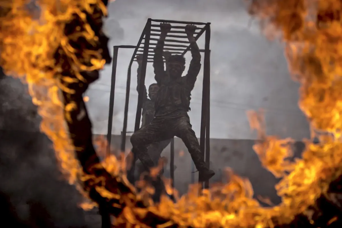 Kurdish YPG in Syria: Flame Callisthenics