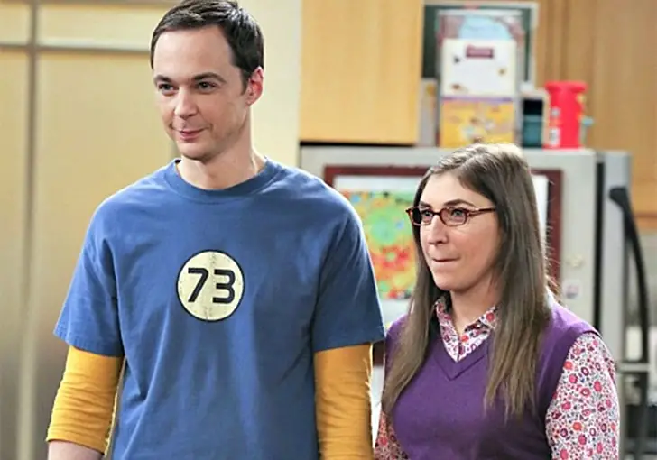 Sheldon wears tops with 73 on and Jim Parsons was born in 1973.