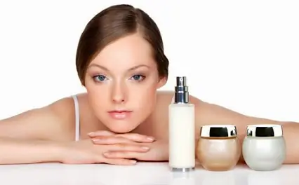 Fact 6: Retinol exfoliates but in a gradual manner.